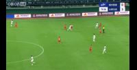 一泻千里！恩里克后点轻松抽射空门得手后siu庆祝，玉昆4-0梅州